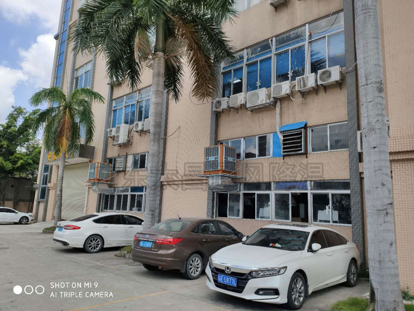 車間悶熱怎么降溫？車間降溫環(huán)?？照{(diào)
